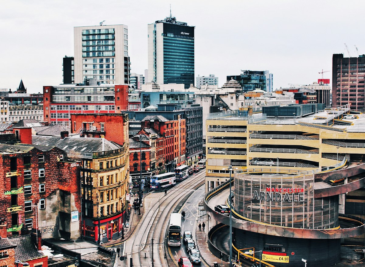 Guide des quartiers où séjourner à Manchester : quel choix pour un hébergement idéal ?